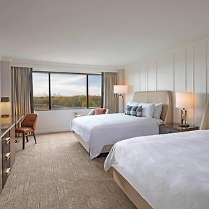 Deluxe Queen Room City View